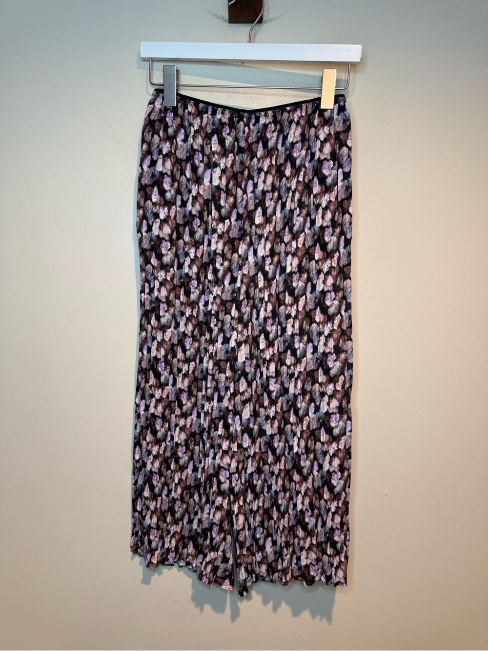 Vince Micro Painted Floral Pleated Culottes Pants - Picture 4 of 11